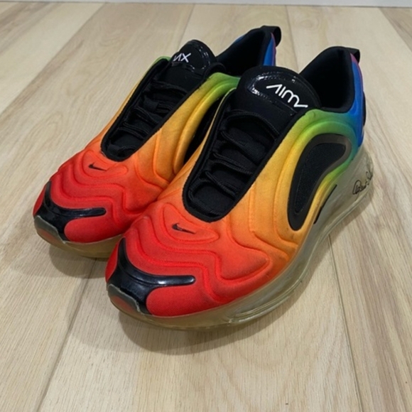 Nike Air Max Multicolor Athletic Shoes - Picture 8 of 8